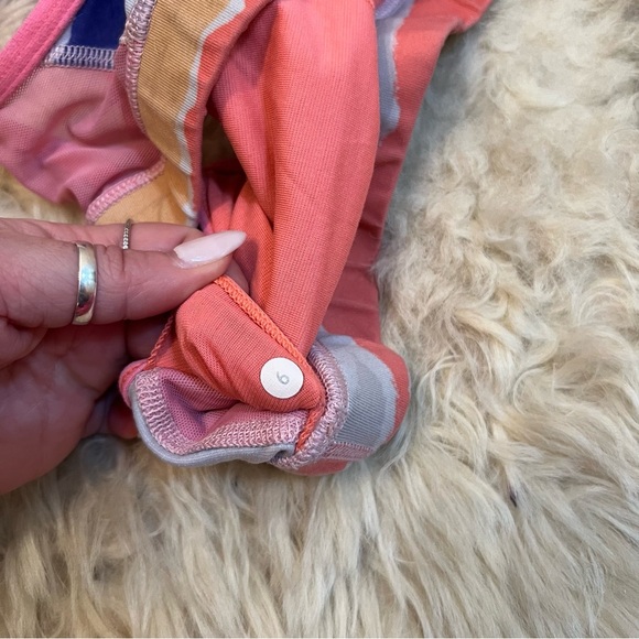 Lululemon Flow Y Sports Bra - Picture 7 of 7